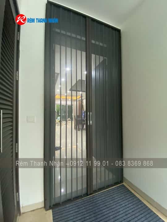Cửa xếp nhôm lưới chống muỗi, côn trùng: Bền đẹp, thoáng mát & tiện lợi 2 Cửa xếp nhôm lưới chống côn trùng – Bền đẹp, thoáng mát & tiện lợi