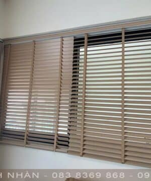 Mành sáo nhựa giả gỗ Msj 554 – Giá rẻ, bền đẹp, lắp đặt cho phòng ngủ hiện đại