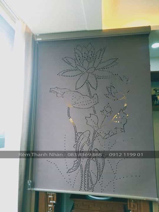 Rèm cuốn laser phòng thờ LZ98 – Giải pháp che bàn thờ trang nhã, sang trọng và bền bỉ 7 Rèm cuốn laser phòng thờ, che bàn thờ