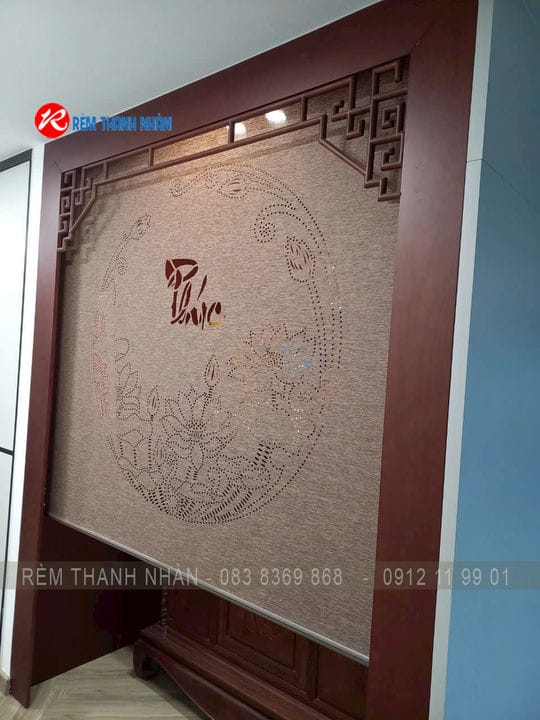 Rèm xuyên sáng Hàn Quốc LZ252 – Sự kết hợp Chữ Phúc - Hoa Sen - Vòng Tròn 13 Rèm cuốn laser 3D xuyên sáng LZ252 – Rèm che bàn thờ phong thủy