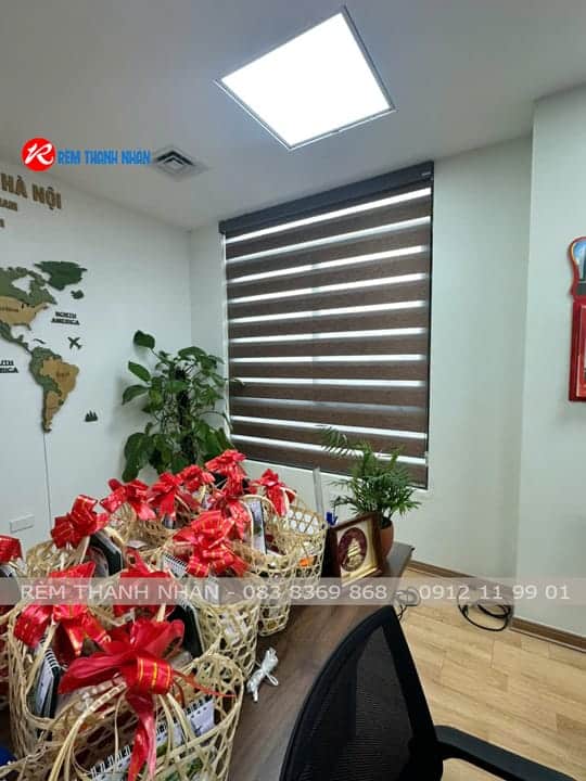 Rèm cầu vồng R1577 cho văn phòng tại TP Hà Nội 7 Giá rèm cầu vồng vân gỗ R1577 CiCi Home tại Hà Nội