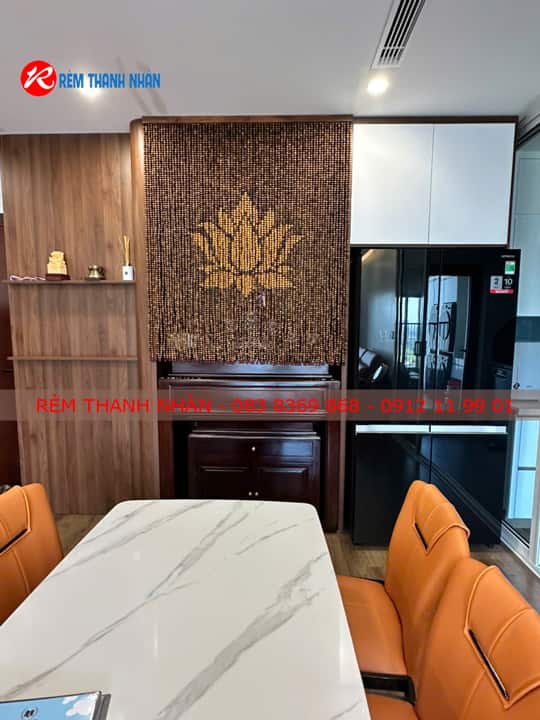 Rèm bàn thờ chung cư bằng hạt gỗ