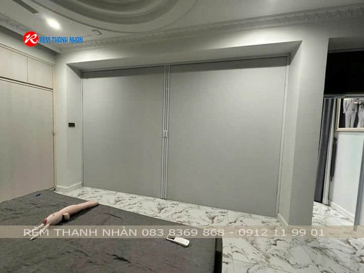 Rèm tổ ong in tranh hệ 27 Pro mở 2 bên | Vách ngăn phòng khách đẹp 16 Vách ngăn rèm tổ Ong in tranh hệ 27 Pro