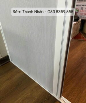 Vách ngăn điều hòa phòng bếp bằng rèm tổ ong hệ 27 mở 1 bên